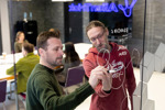 Team Alientrick Brainstormt Over Brandingscampagne Ideeën