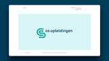 Logo van CS Opleidingen in het nieuwe playbook